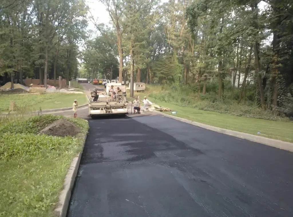 Асфальтоукладач