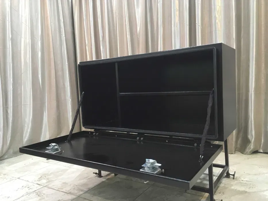 Виготовляємо Інструментальний ящик для напівпричепів Tir-Box