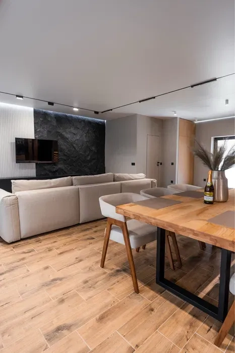 Новий будинок в Яремче