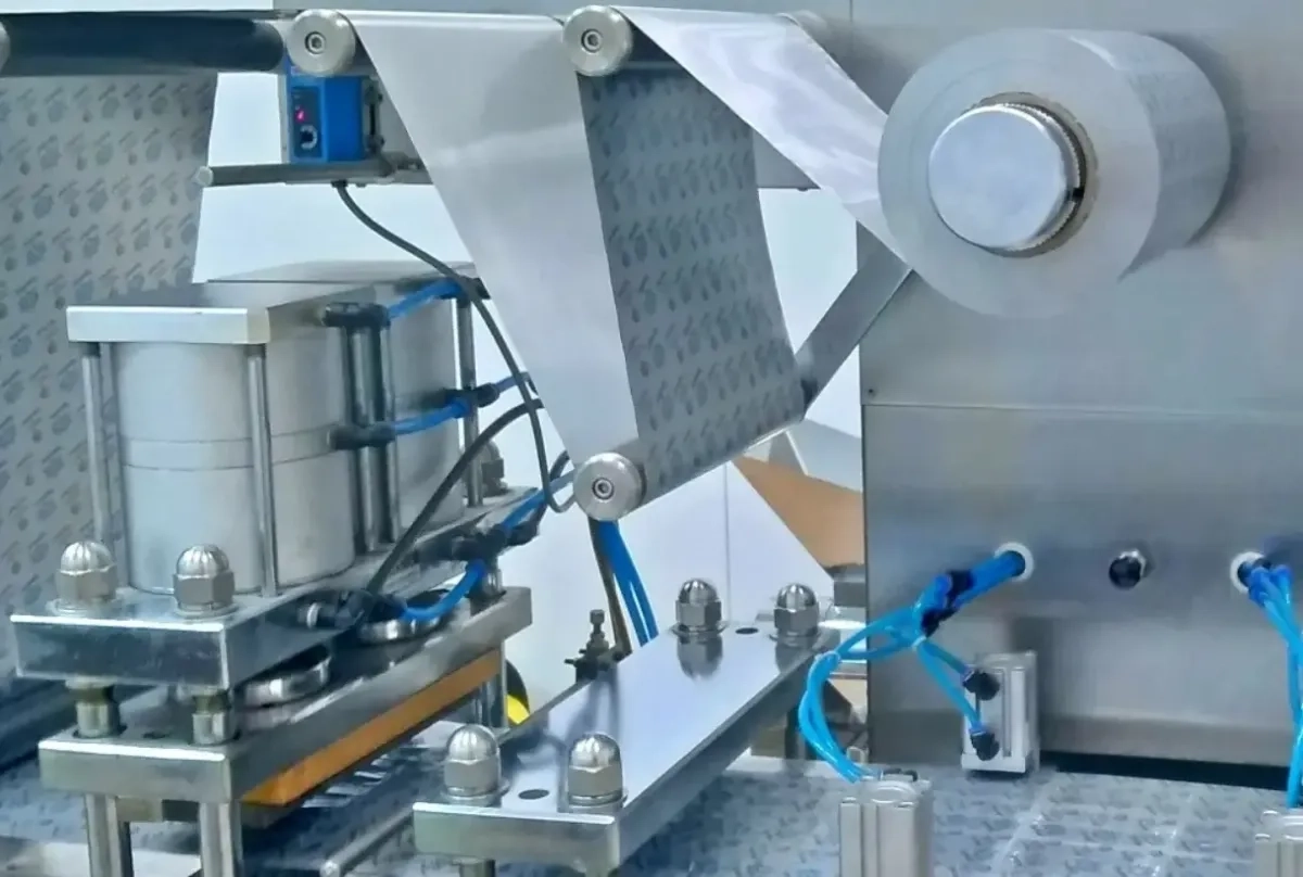 Капсулювання в тверду желатинову капсулу розміру "0", вага 0,350 0,450 гр