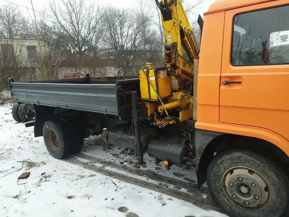 Послуги (доставка) маніпулятора-самосвала .самосвал. екскаватор