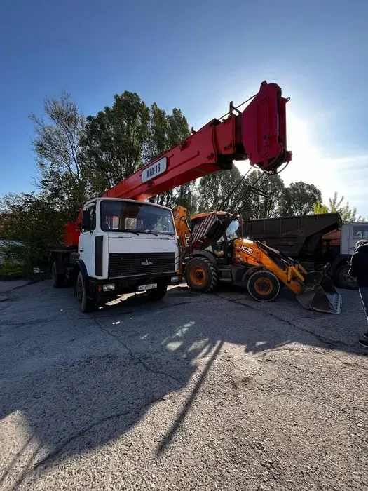 Послуги автокрану на базі автомобілю МАЗ