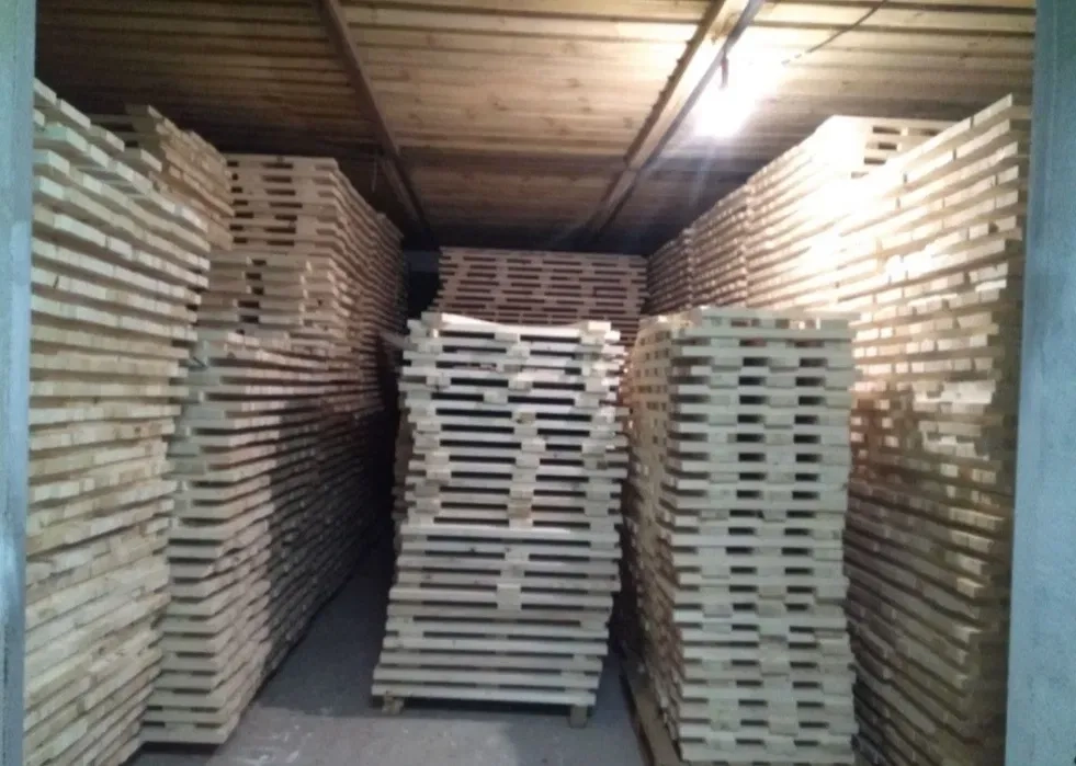 Сушимо пиломатеріали, сушильна камера, розпилювання лісу кругляка