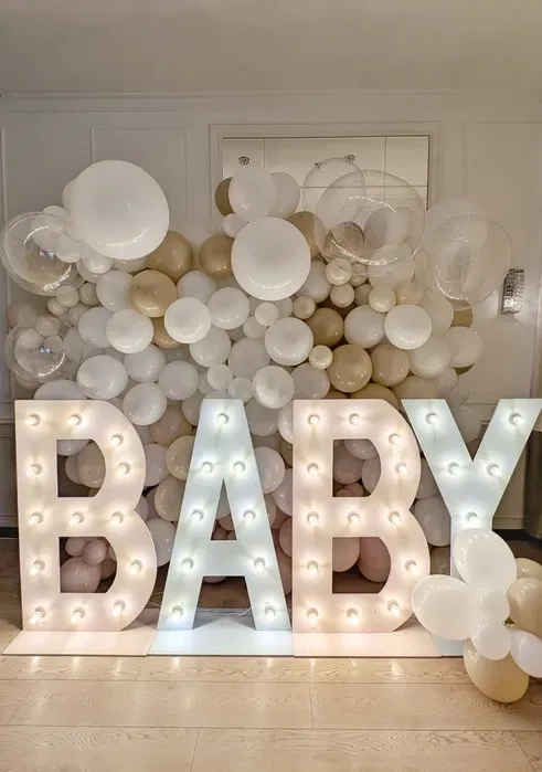 Великі літери для ґендер паті BABY 