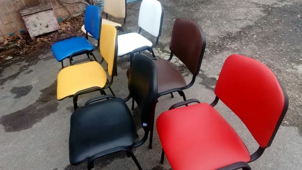 Ремонт офісних комп'ютерних стільців, крісел