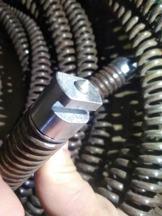 Прочищення каналізації, чищення каналізаційних систем, відкачування ям.