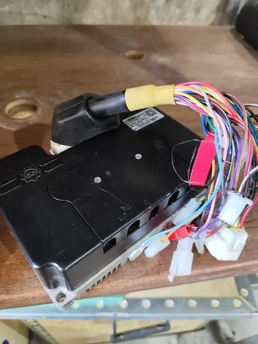 Ремонт контролерів та зарядних пристроїв електроскутерів