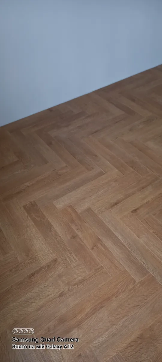 Ламінат кварц вініл встановлення монтаж