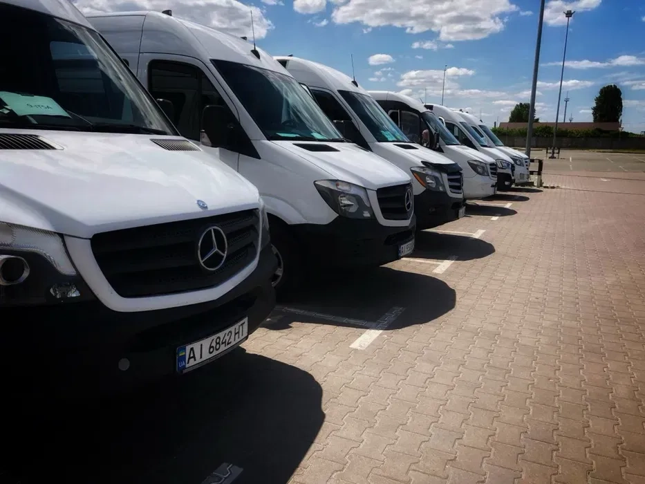 Пасажирські перевезення різного типу, автобус, мікроавтобус, екскурсії, весілля