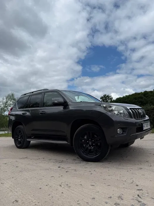 Авто Тойота 150 .4 літри. Газ бензин.