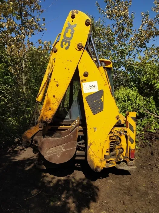 Послуги Екскаватора JCB 3CX. Усі Види Земляних Робіт: Копання, Планування, Навантаження!