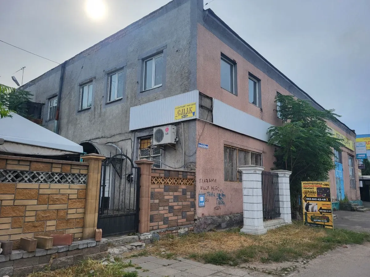 Приміщення 20 м2 біля ТРЦ Проспект, метро Чернігівська