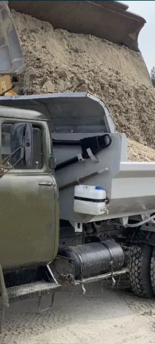 Отсев песок щебень бут чернозем доставка по городу и области