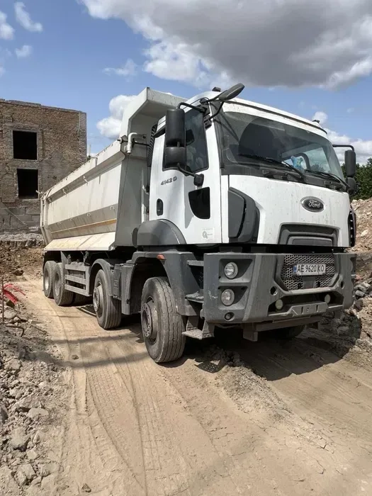 Самоскид Ford Cargo