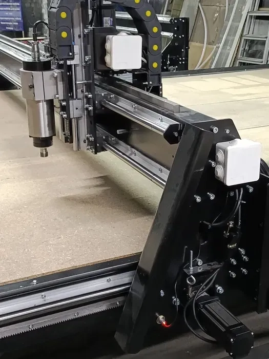 Виготвлення фрезерних станків з ЧПУ - Т2535L на замовлення.