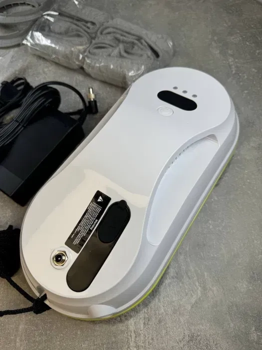 Робот-мийник вікон Glass cleaning machine AND 5292