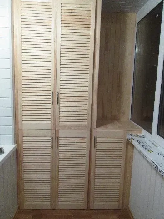 Обшивка балконів під ключ. Обшивка балконів та інших приміщень будь-якою вагонкою.