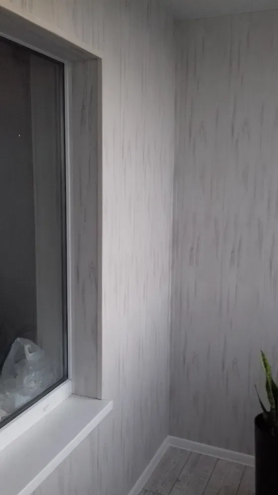 Обшивка балконів під ключ. Обшивка балконів та інших приміщень будь-якою вагонкою.