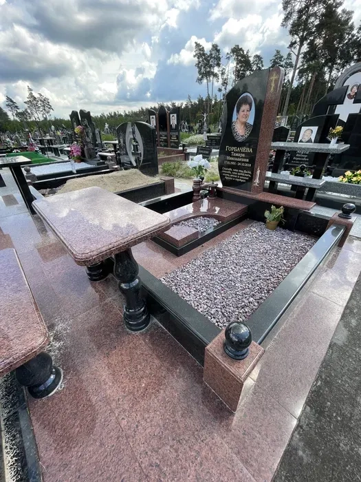 Гранітні комплекси під ключ