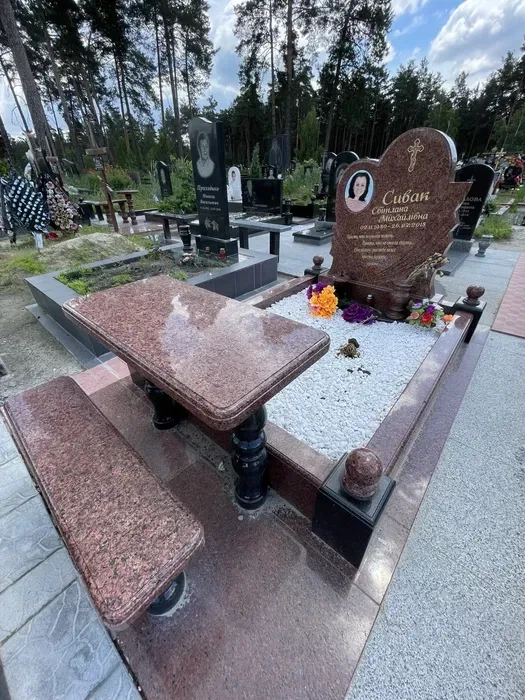 Гранітні комплекси під ключ