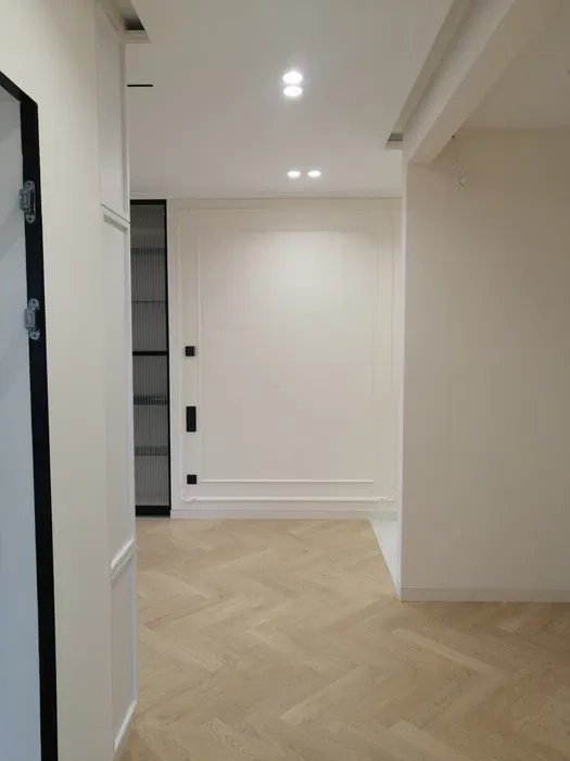 Малярні роботи, шпаклівка оконних та дверних відкосів, фарбування