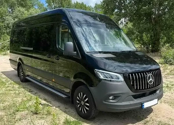 106 Mercedes-Benz Sprinter Vip класу для трансфера в Краків Варшава