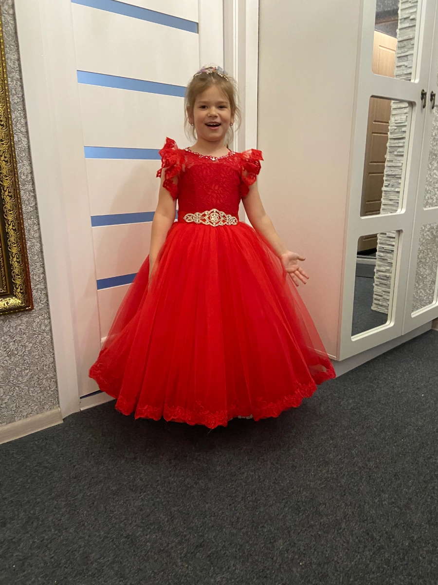 Випускні сукні