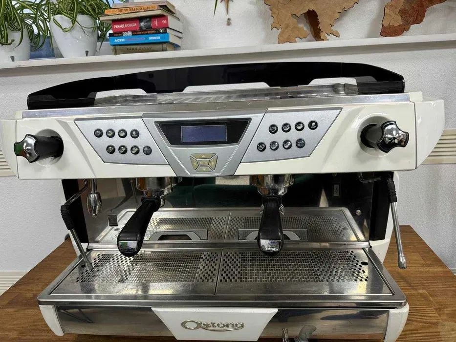 Кавомашини і кавомолки