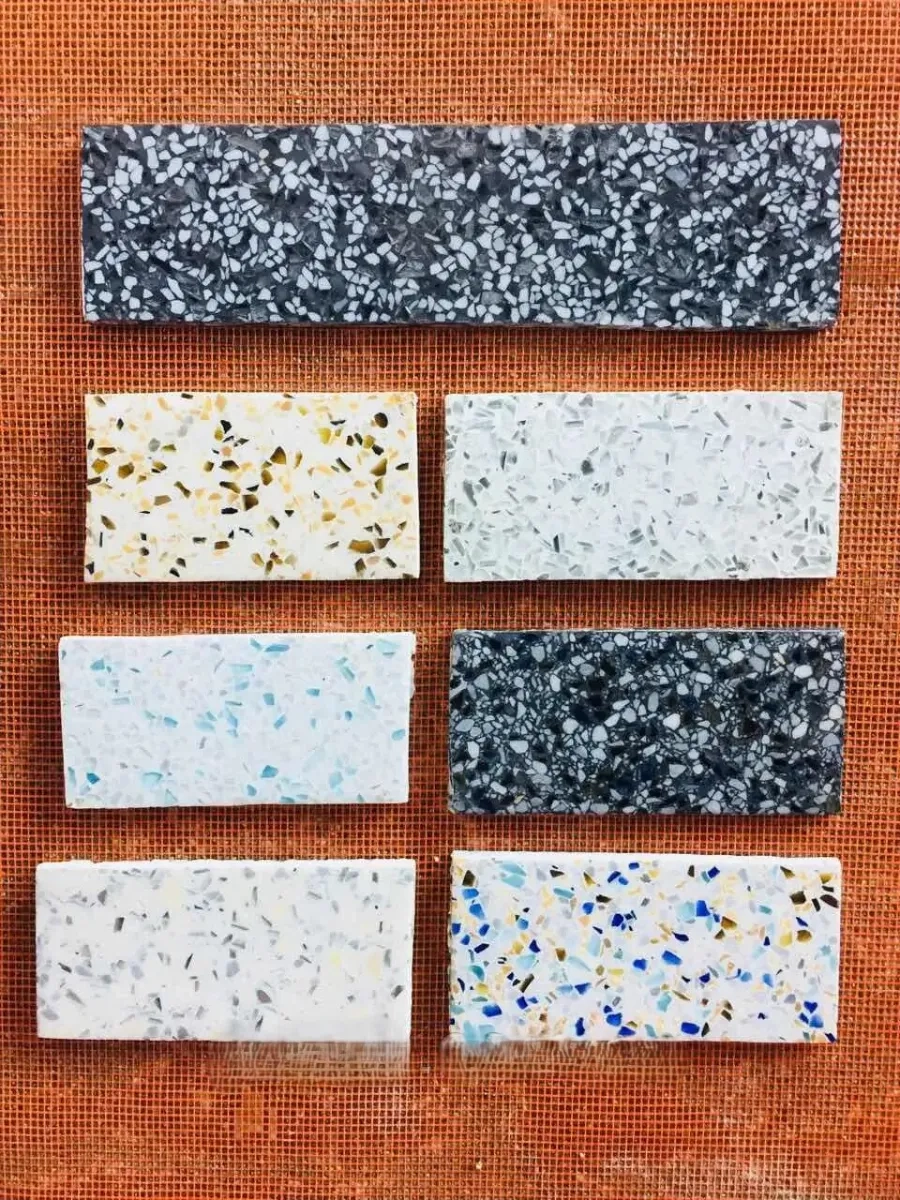 Заливка полімерних наливних підлог Terrazzo | Декоративні мозаїчні покриття під ключ