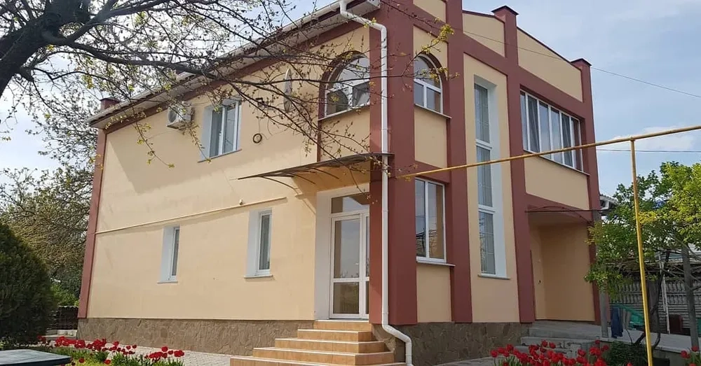 Утепление фасадов частных домов и 1й этаж квартир качественно