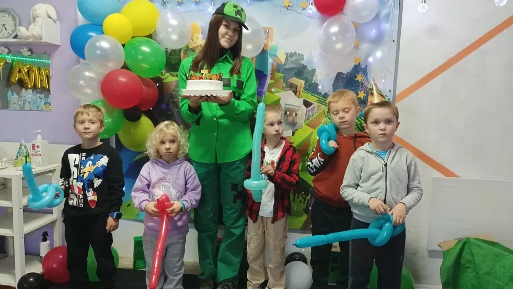 Веселі аніматори та професійні ведучі на День народження для яскравого свята