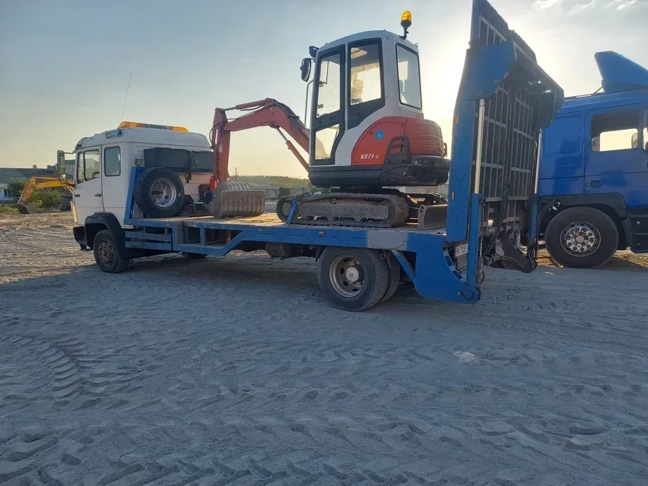 Надаємо Міні екскаватор