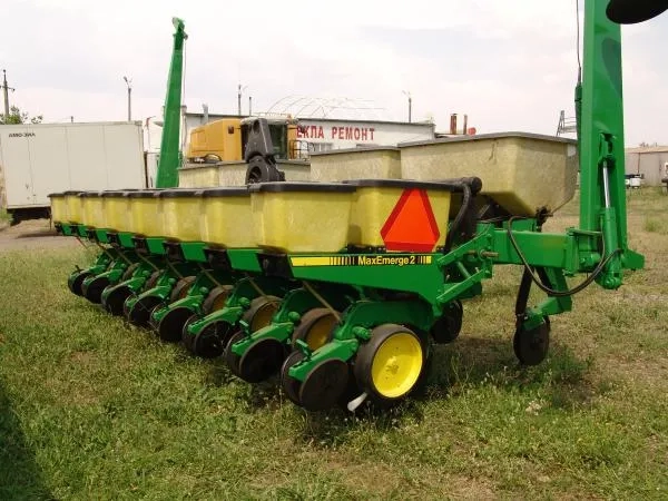 Сівалка JOHN DEERE 7200 Надійна та вигідна