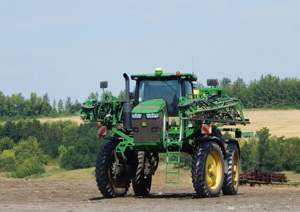 Обприскувач JOHN DEERE 4940 (2059)