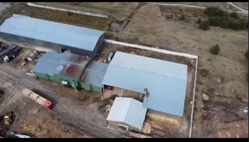 Довгостроково, з правом викупу майданчик (територія)