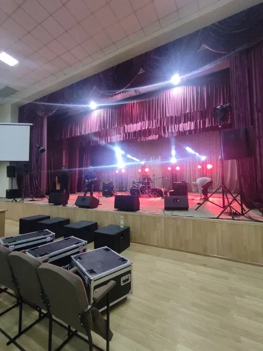 Сцени, світло та Лед екрани