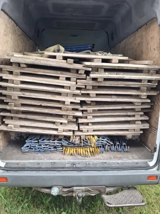 Послуги професійного будівельного риштування. Повний комплект для висотних робіт.