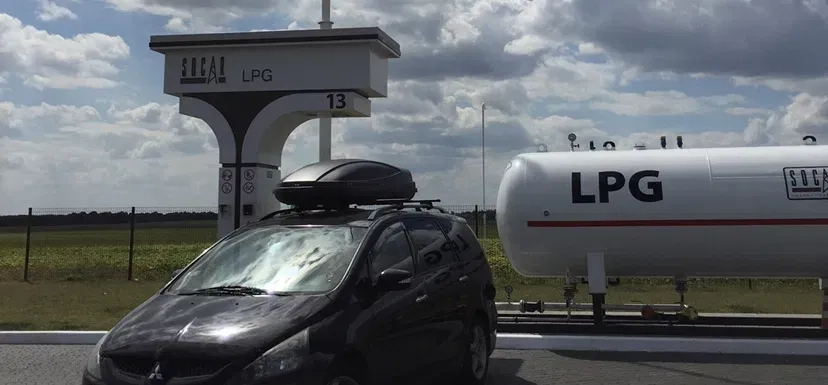 Бокс, автобокс, багажник на крышу, поперечины