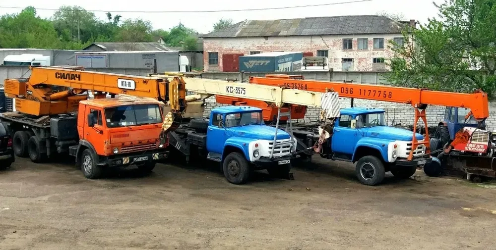 Спецтехніка - Автокран