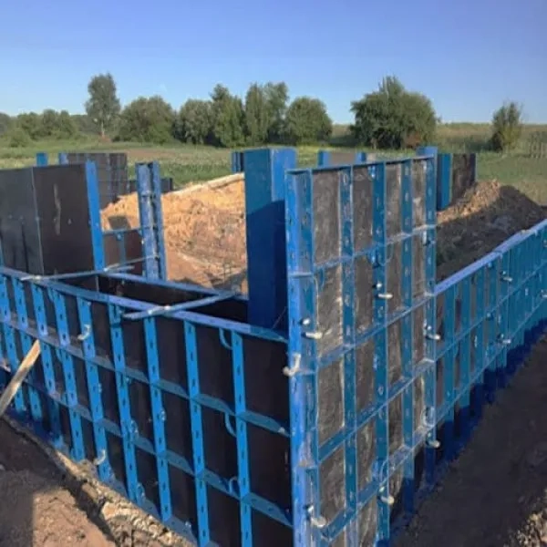 Дрібнощитова опалубка / фундамент / колони