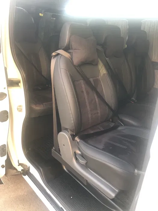 Мікроавтобус Renault Traffic