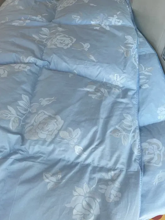 Реставрація пухових ковдр, пошив. Чистка пір'я, перин.