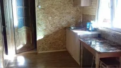 Будинок біля річки