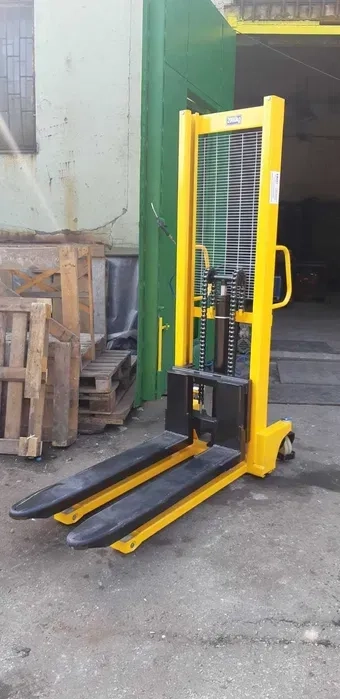 Гідравлічний Штабелер Hunlift SYC 1516