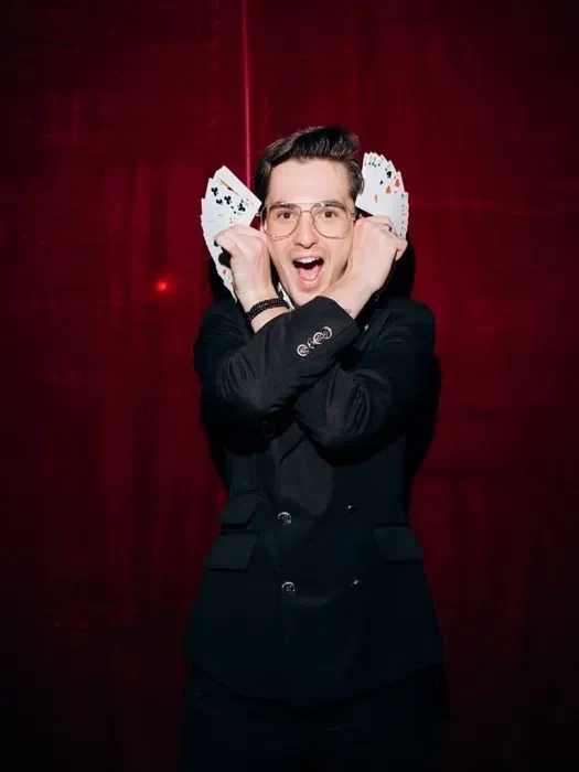 Фокусник,ілюзіоніст на ваше свято /київ/київська область/львів/харків