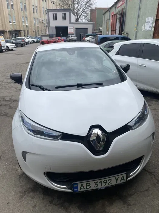 Авто Renault Zoe 5тис 300км запас 40kwt 2019 рік