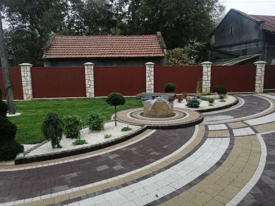 Ландшафтний дизайн Ландшафтный дизайн догляд полив рулонний газон