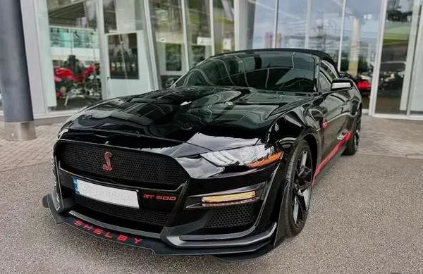 427 Кабриолет Ford Mustang GT 5.0 черный в Киеве