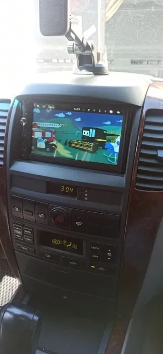 Магнітоли та камери заднього огляду з установкою під ключ