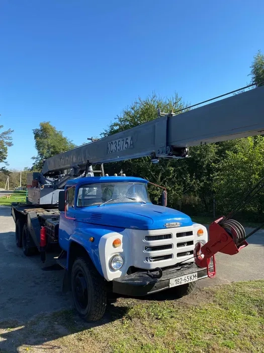 Автокрана 10 т.